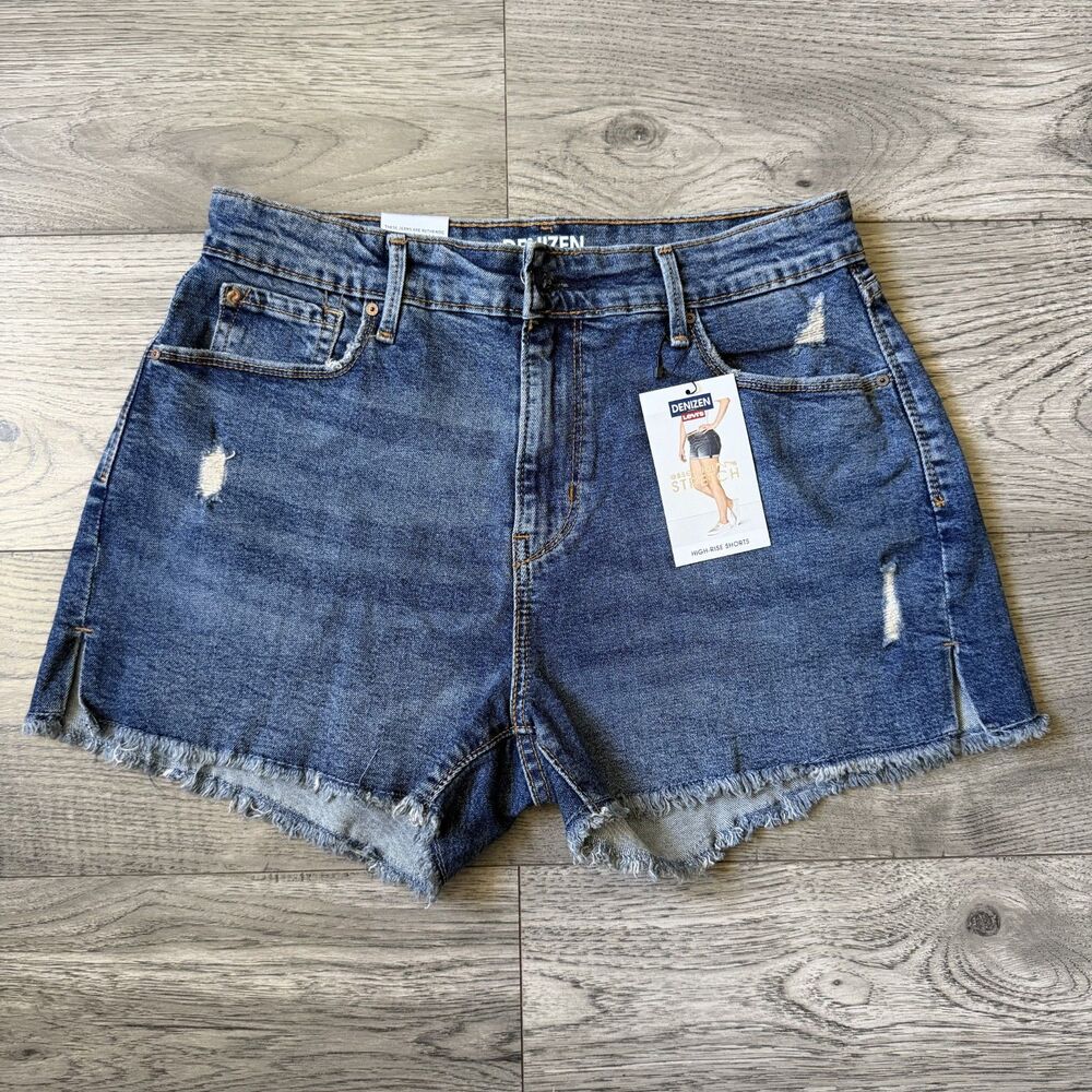 Denizen from Levi’s NWT High-Rise Essential Stretch Cut-Off Shorts – Size 8